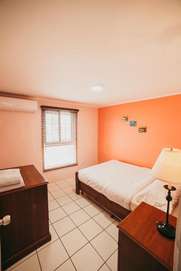 Ser'I Bucurui Accommodations Палм Бийч Екстериор снимка
