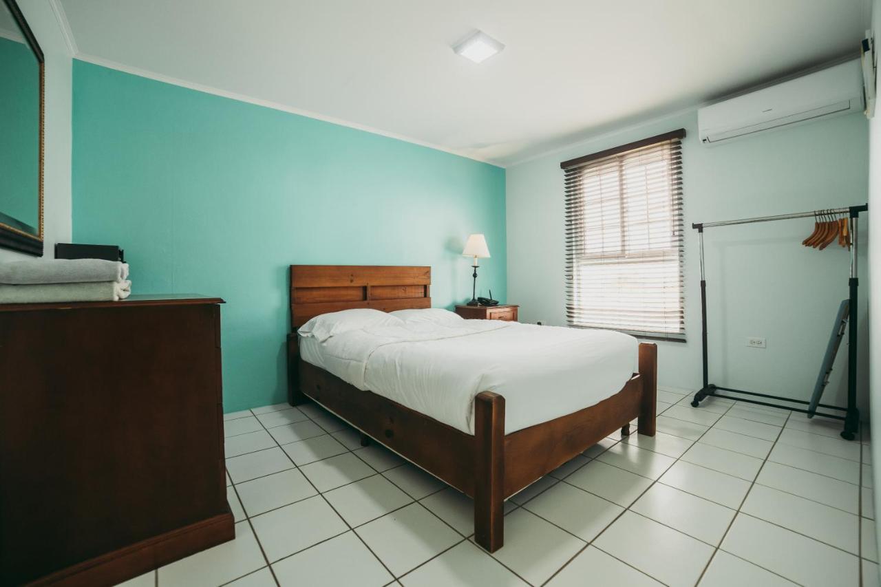Ser'I Bucurui Accommodations Палм Бийч Екстериор снимка